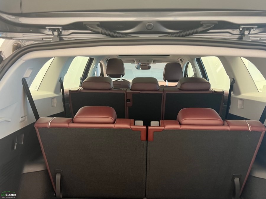 Volkswagen ID.6 X Pro