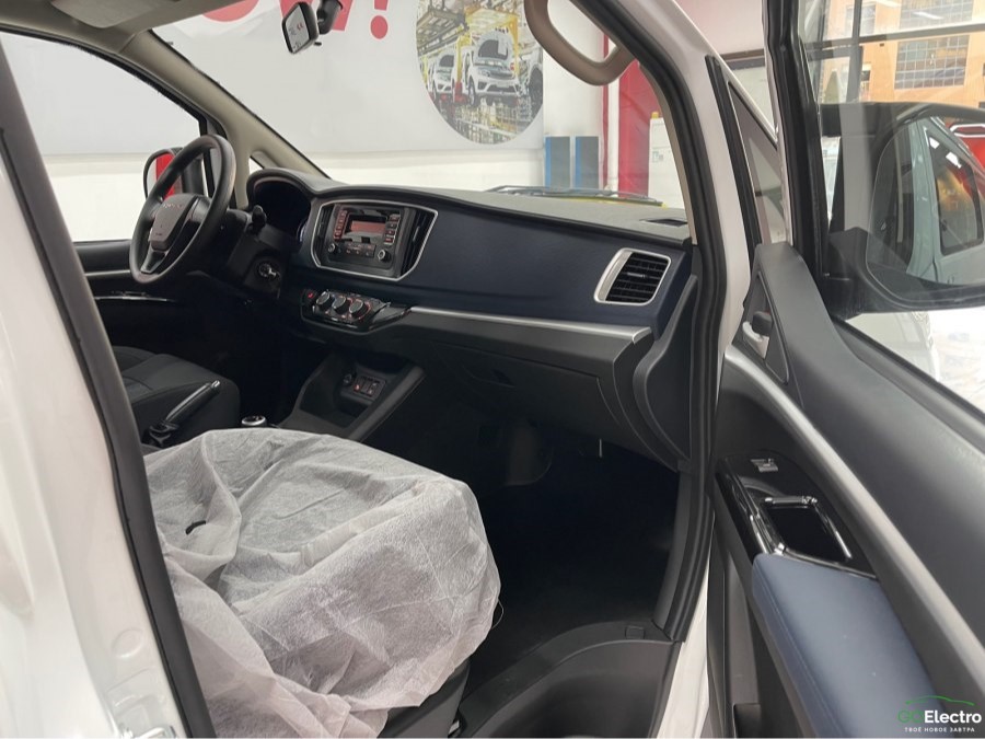 DONGFENG LINGZHI M5EV