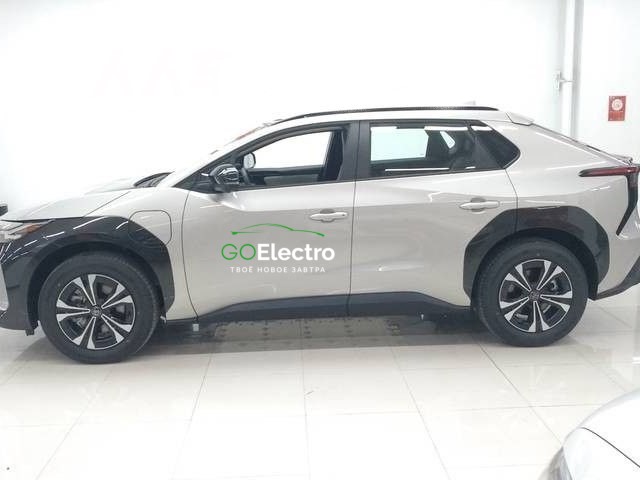 TOYOTA bZ4X