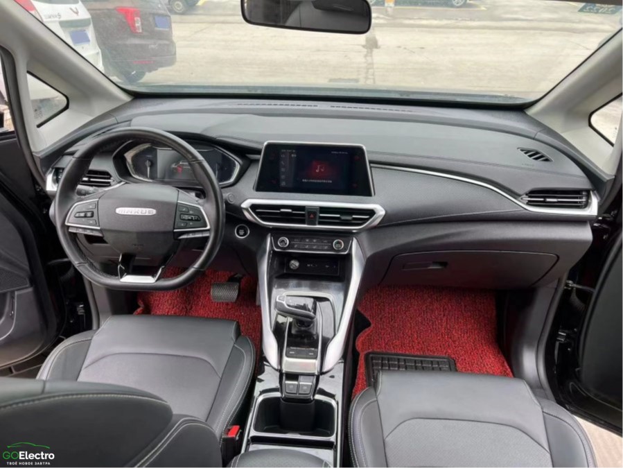 SAIC MAXUS EUNIQ 5 PHEV