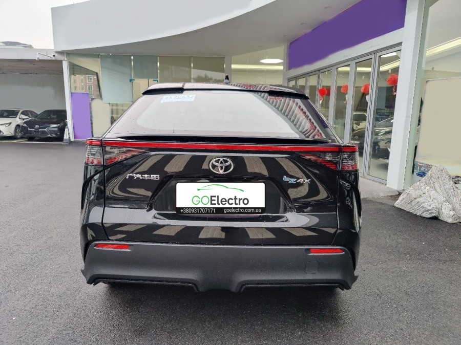 TOYOTA bZ4X