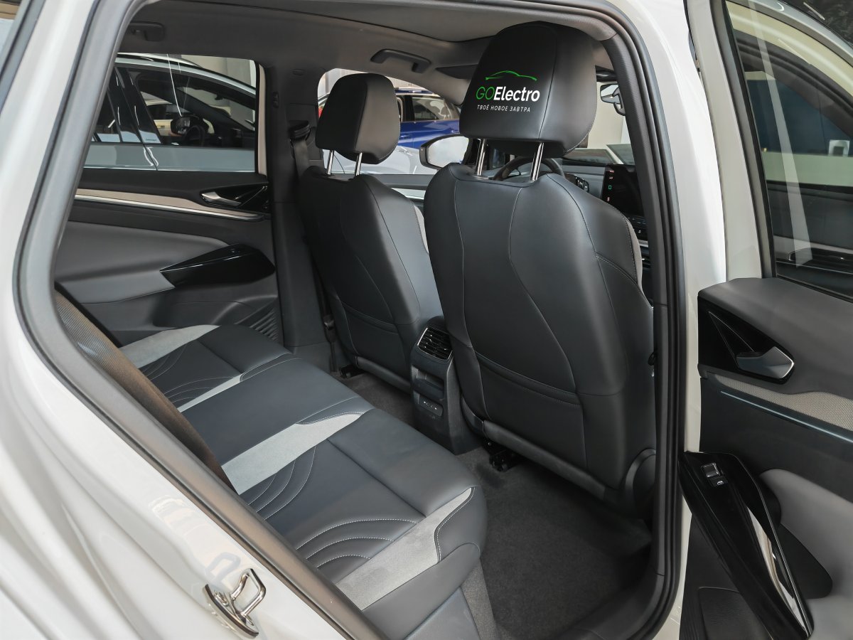 VOLKSWAGEN ID4 CROZZ PRO