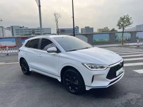 BYD E2