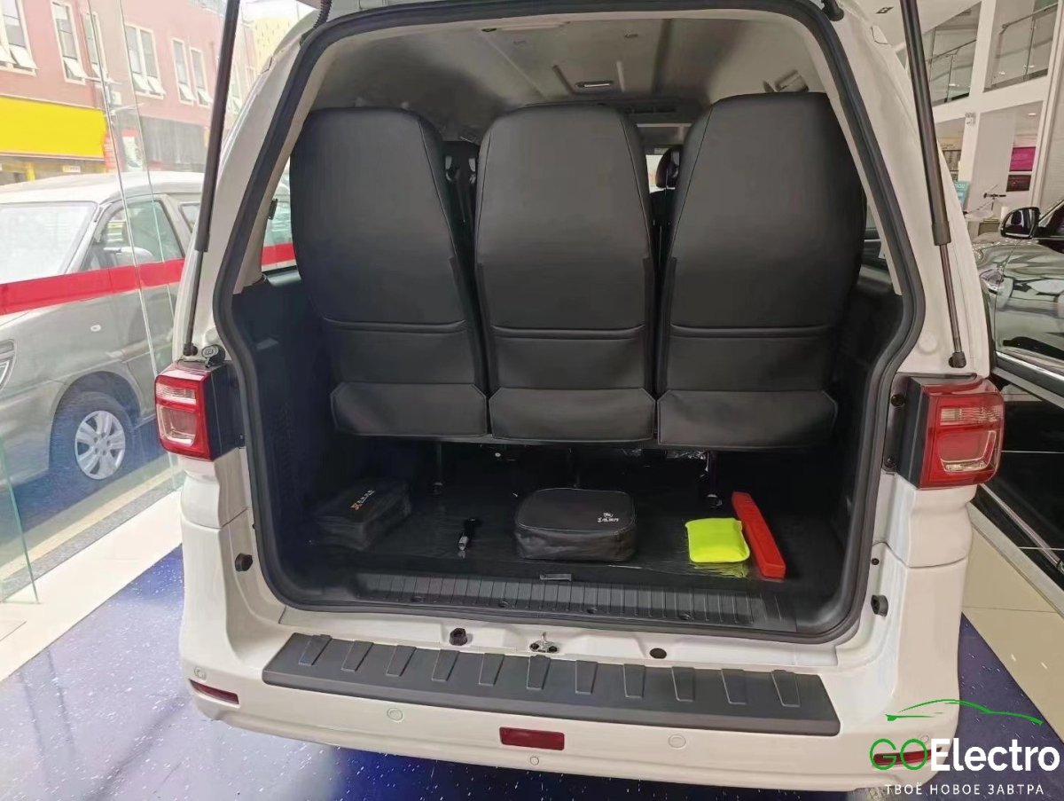 DONGFENG LINGZHI M5EV