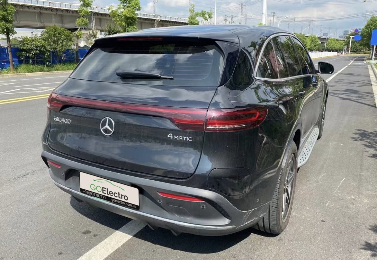 MERCEDES EQC 400