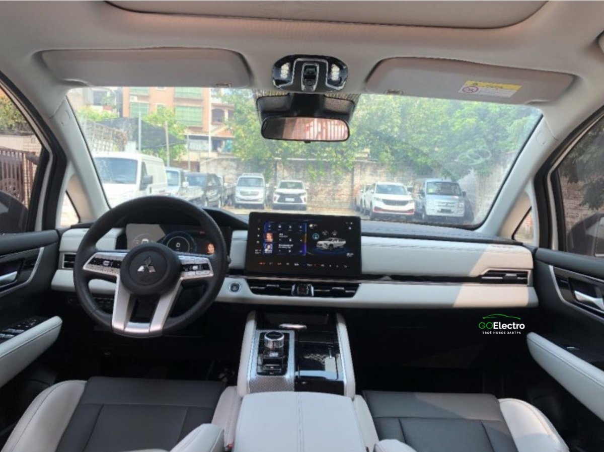 MITSUBISHI AIRTREK HARDCORE