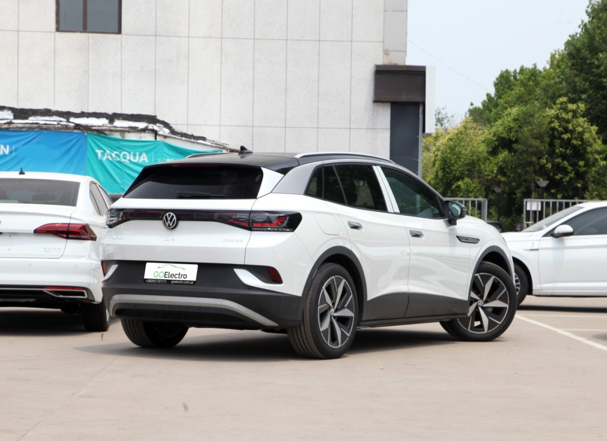 VOLKSWAGEN ID4 CROZZ PRO