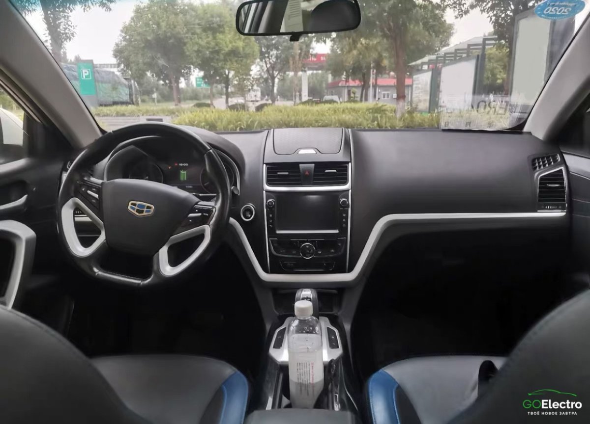 GEELY EMGRAND EV