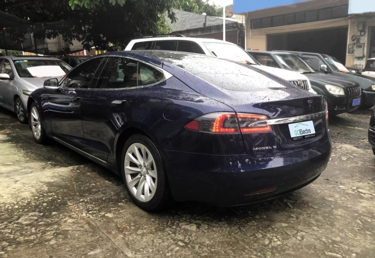 TESLA Model S