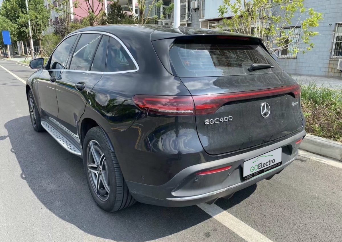 MERCEDES EQC 400