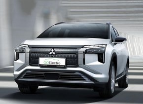 MITSUBISHI AIRTREK HARDCORE