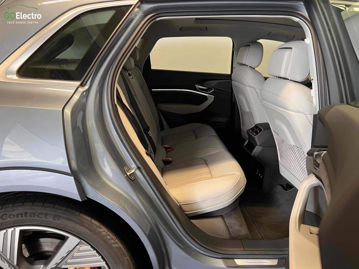 AUDI E-TRON 50 QUATTRO