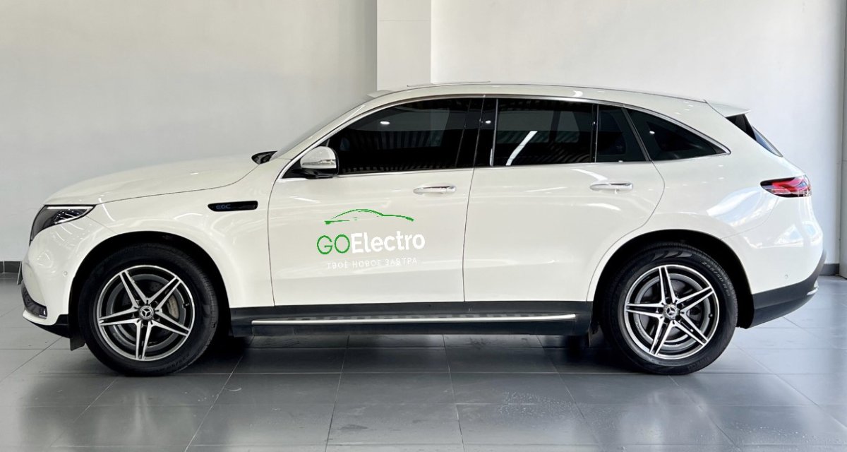 MERCEDES EQC 400