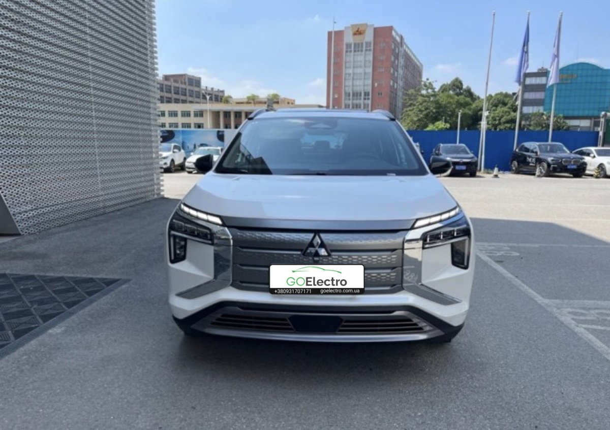 MITSUBISHI AIRTREK HARDCORE