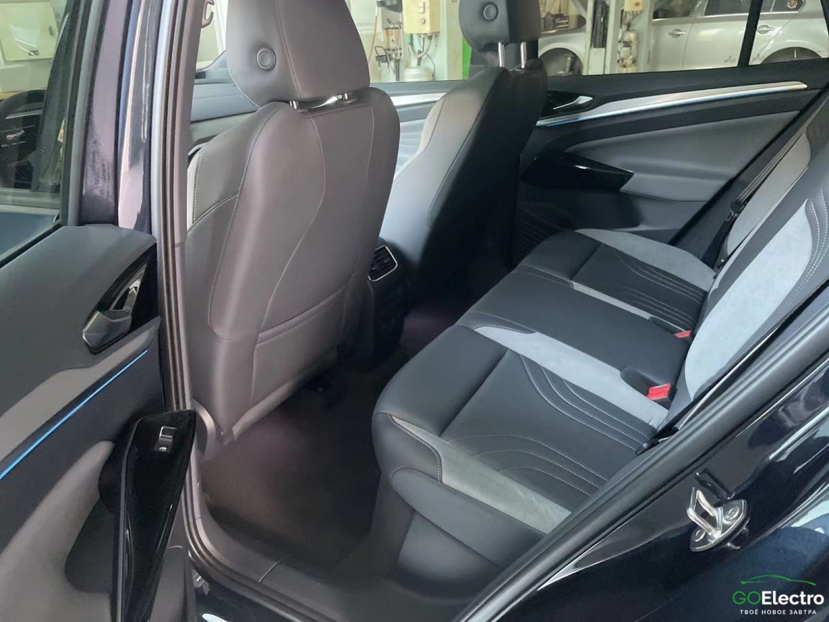 VOLKSWAGEN ID4 CROZZ LITE PRO