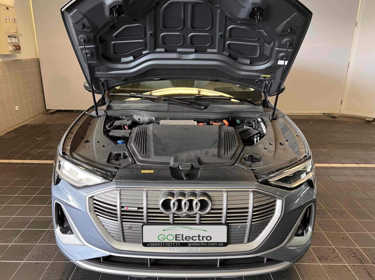 AUDI E-TRON 50 QUATTRO