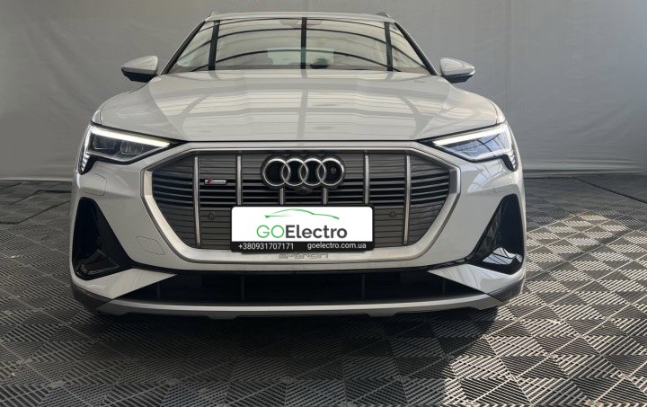 AUDI E-TRON 55 quattro