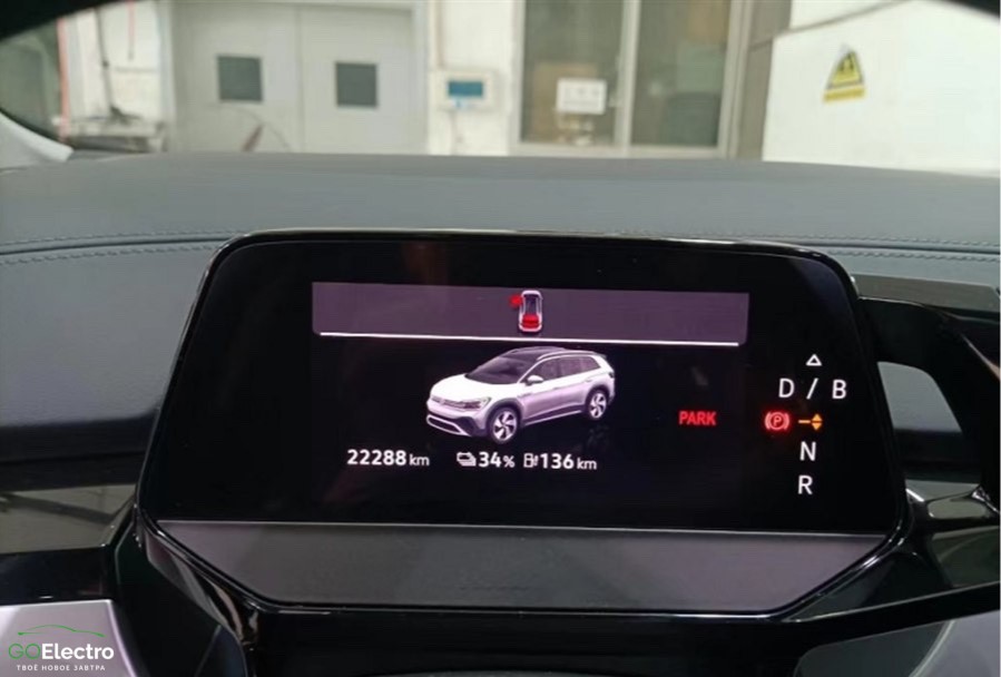 VOLKSWAGEN ID.6 CROZZ PRO