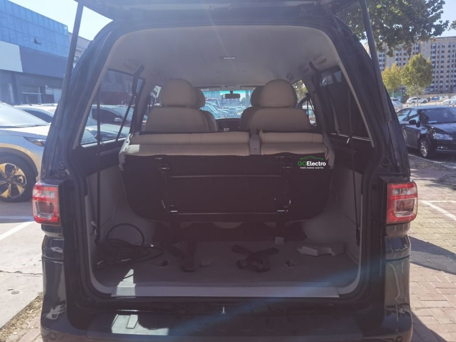 DONGFENG LINGZHI M5EV