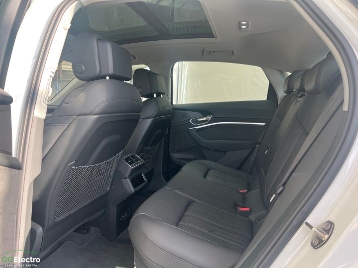 AUDI E-TRON 55 quattro