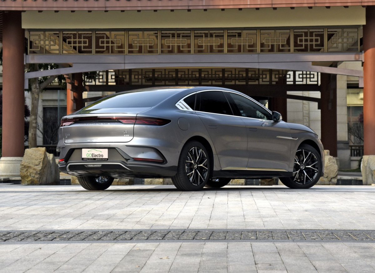 BYD HAN EV