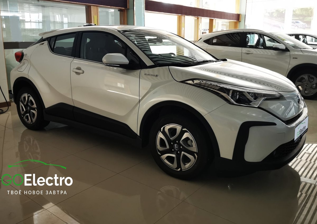TOYOTA C-HR EV