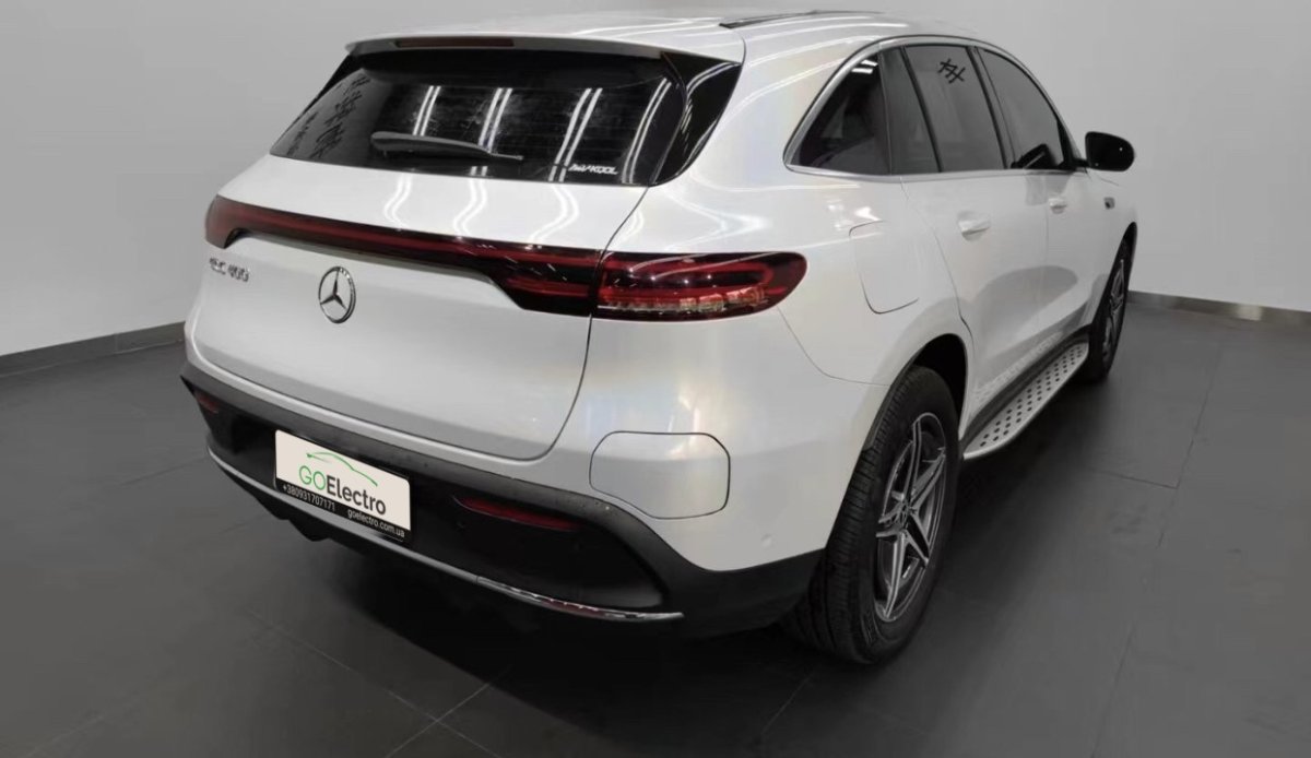 MERCEDES EQC 400