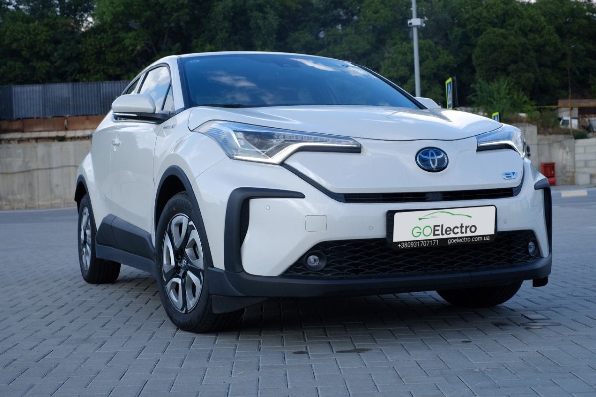 Toyota C-HR EV