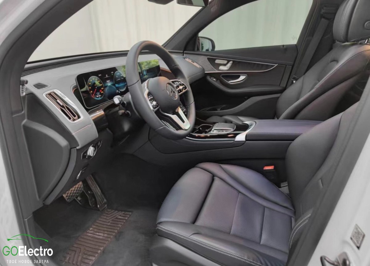 MERCEDES EQC 400