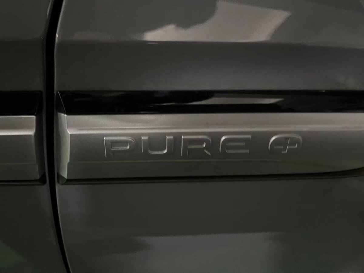 VOLKSWAGEN ID4 CROZZ PURE +