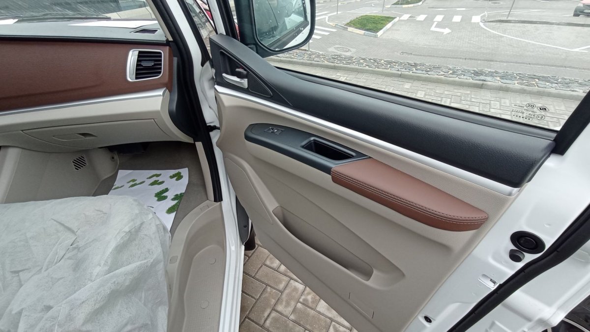 DONGFENG LINGZHI M5EV 2021