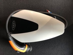 Зарядная станция JAC однофазная 220 В, 32А,7 кВт