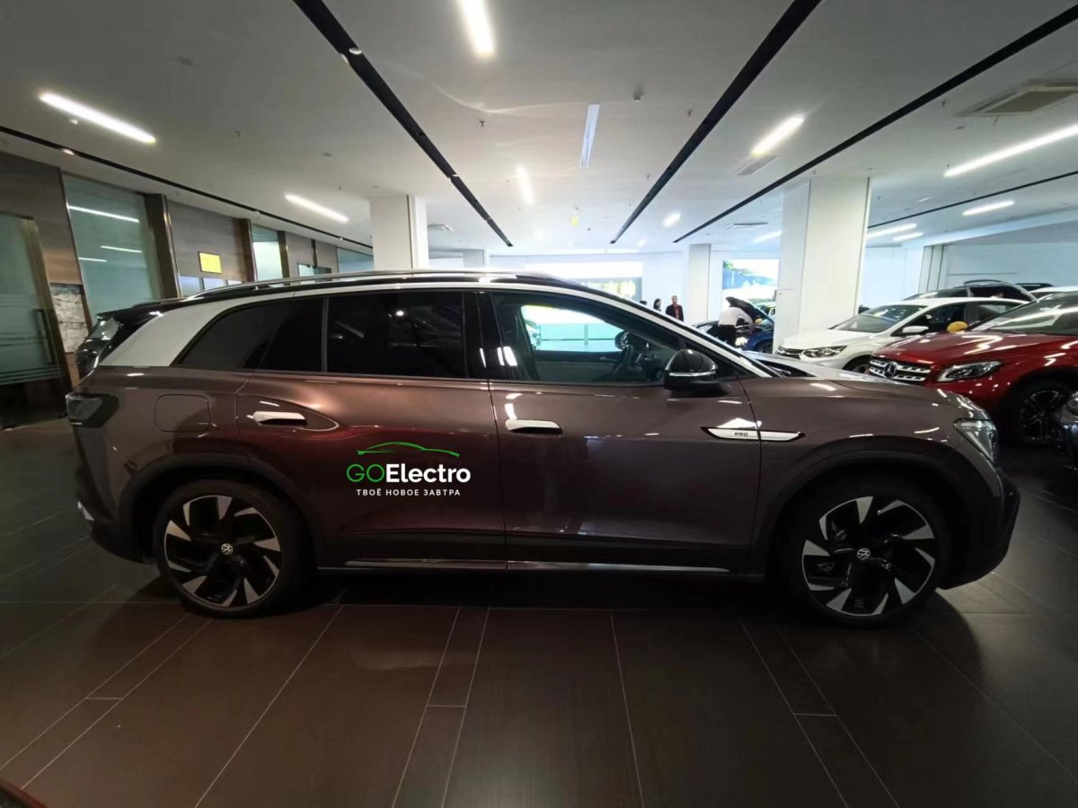 VOLKSWAGEN ID.6 CROZZ