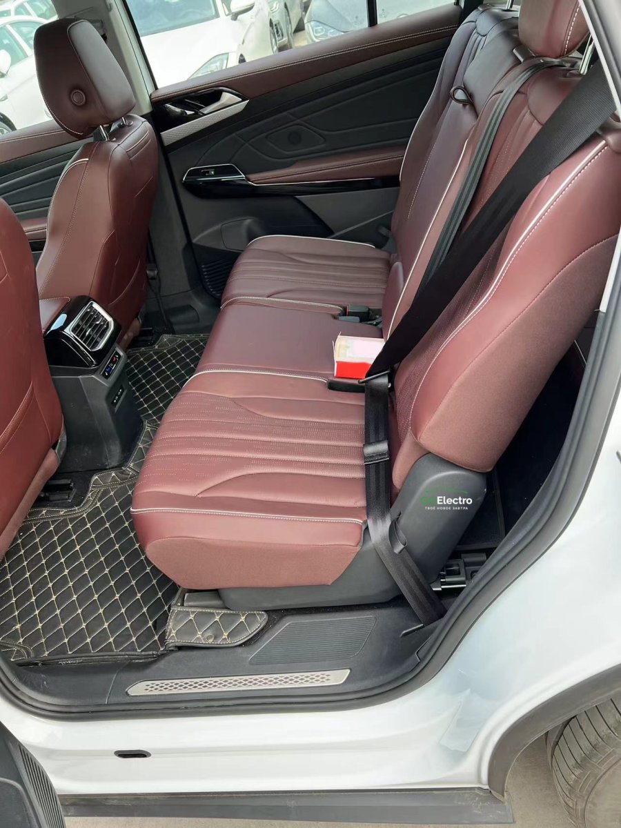 Volkswagen ID.6 X Pro