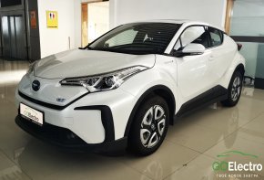 TOYOTA C-HR EV