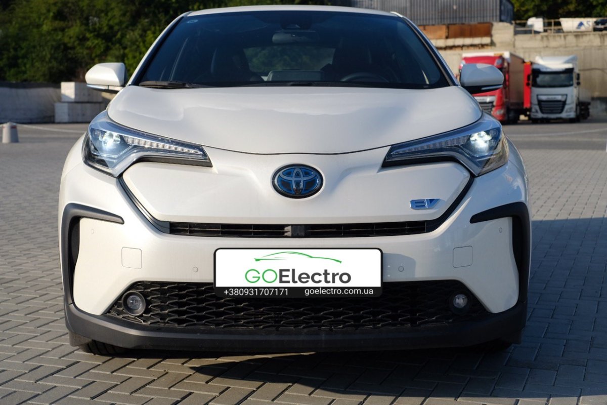Toyota C-HR EV