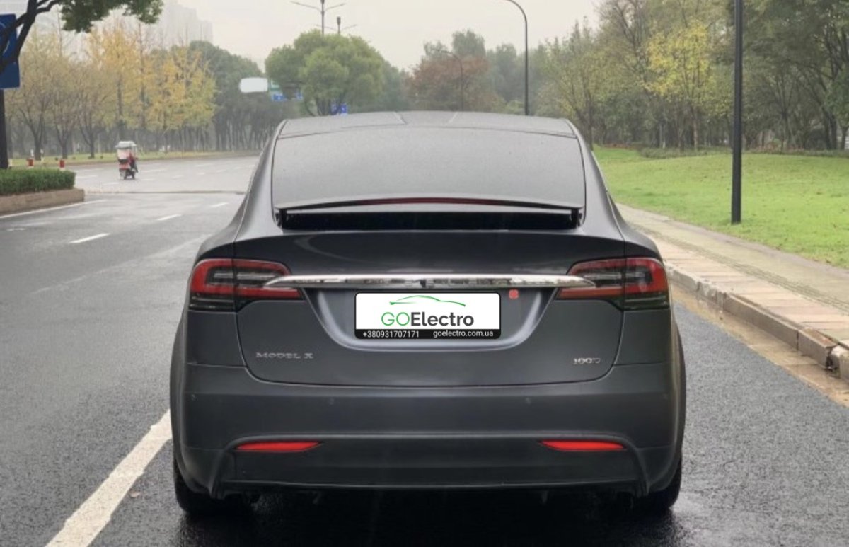 TESLA Model Х