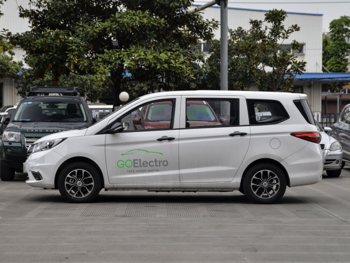 CHANGAN AUCHAN A600EV